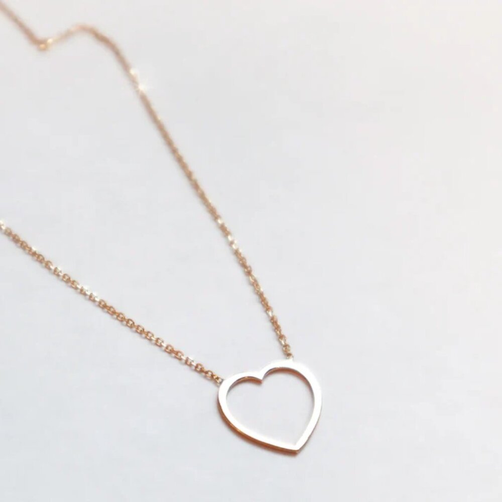 18k Yellow Gold Heart Necklace